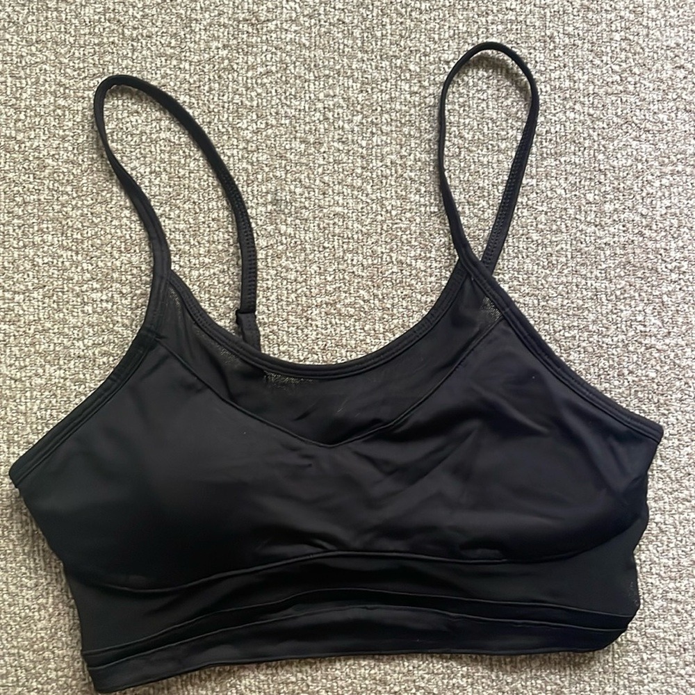 Forever 21 Black Low Impact Mesh Cami Sports Bra Size M